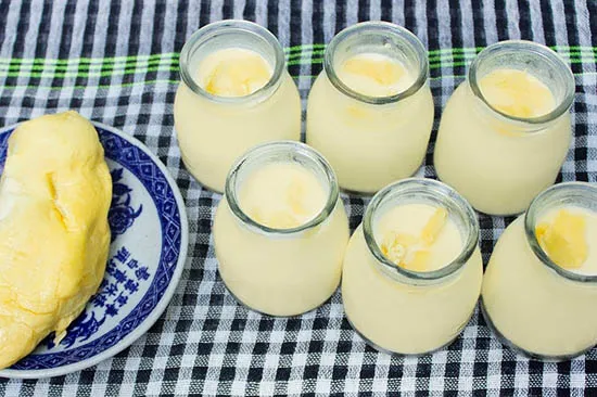 Bật Mí Cách Làm Sữa Chua Sầu Riêng (Durian Yogurt) Thơm Ngon