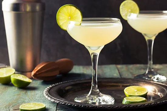 Cách Làm Cocktail Daiquiri Từ Rượu Rum