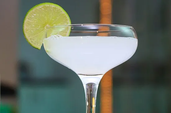 Cách Làm Cocktail Daiquiri Từ Rượu Rum