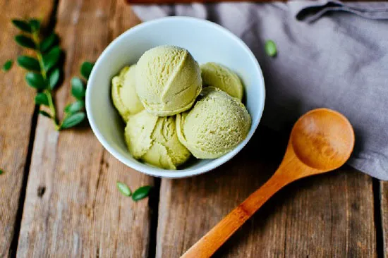 Cách Làm Kem Trà Xanh Matcha Cho Ngày Hè Oi Bức