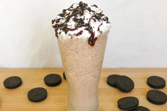 Cách làm Mocha Oreo Frappuccino chuẩn vị Starbucks