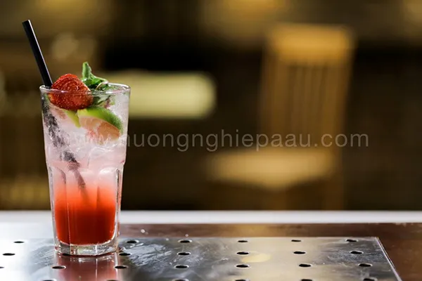 Cách Làm Mojito Dâu Tây Đốn Tim Cô Nàng Cá Tính