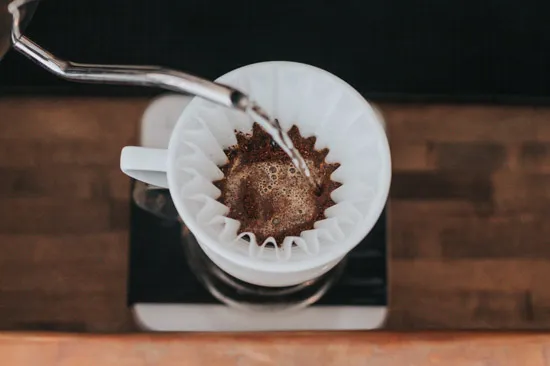 Cách Pha Cà Phê Bằng Bình Syphon Và Pour Over