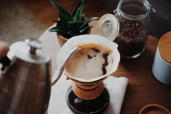 Cách Pha Cà Phê Bằng Bình Syphon Và Pour Over