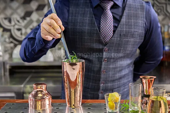 Cocktail Ginger Julep Mới Lạ Cho Người Yêu Hương Vị Smoky