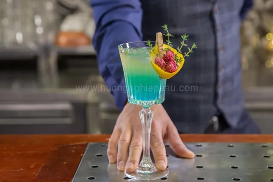 Cocktail Là Gì? Nguồn Gốc Ra Đời Của Món Cocktail Trứ Danh